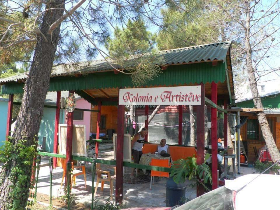 Kolonia E Artistave *