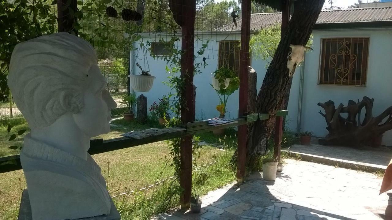 Kolonia E Artistave